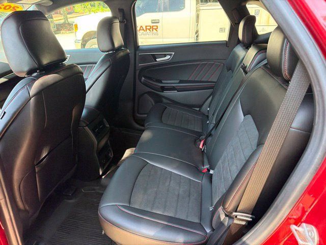 Used 2021 Ford Edge ST-Line AWD/4WD image 19