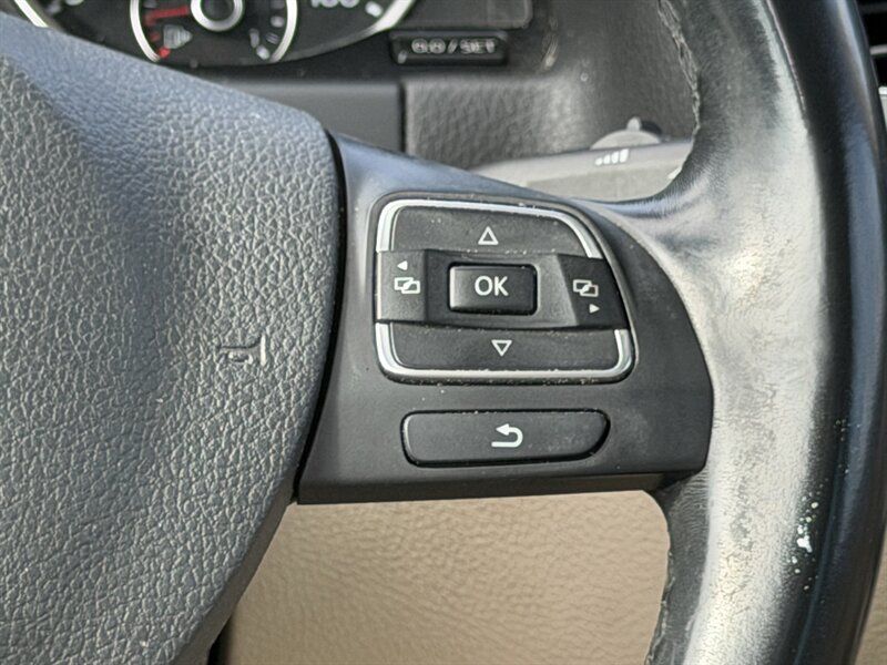 Used 2015 Volkswagen Tiguan SEL FWD image 26