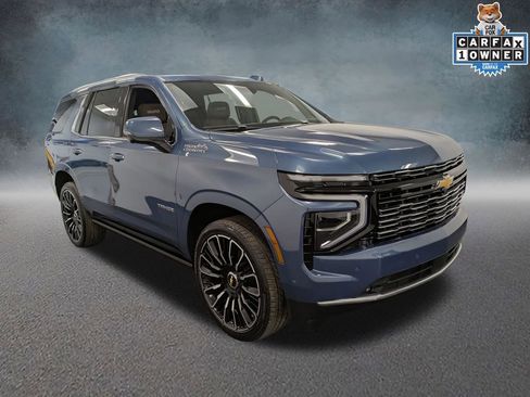 Used 2026 Chevrolet Tahoe High Country AWD/4WD image 3