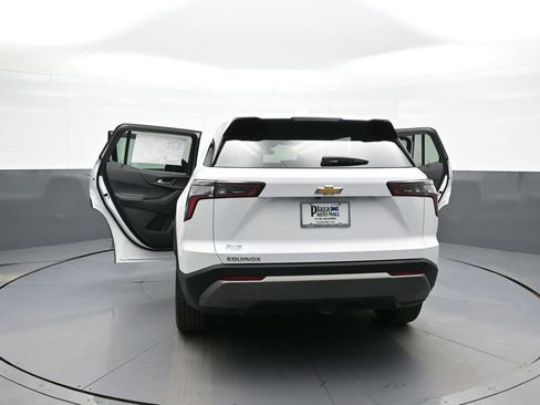 Used 2025 Chevrolet Equinox LT FWD image 45