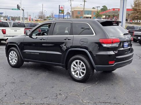 Used 2022 Jeep Grand Cherokee Laredo E w/ Security & Convenience Group image 5