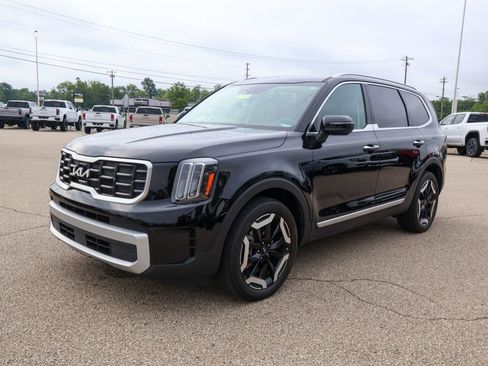 Used 2025 Kia Telluride S FWD image 27