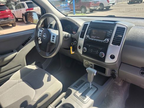Used 2018 Nissan Frontier SV RWD image 21
