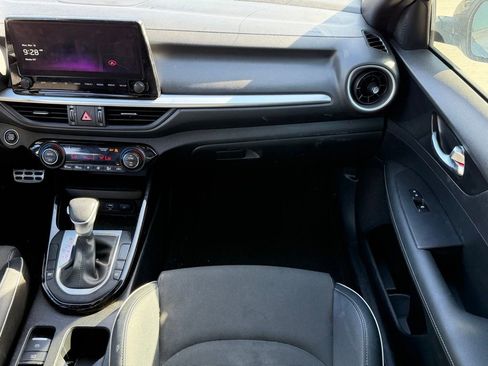 Used 2024 Kia Forte GT-Line image 11