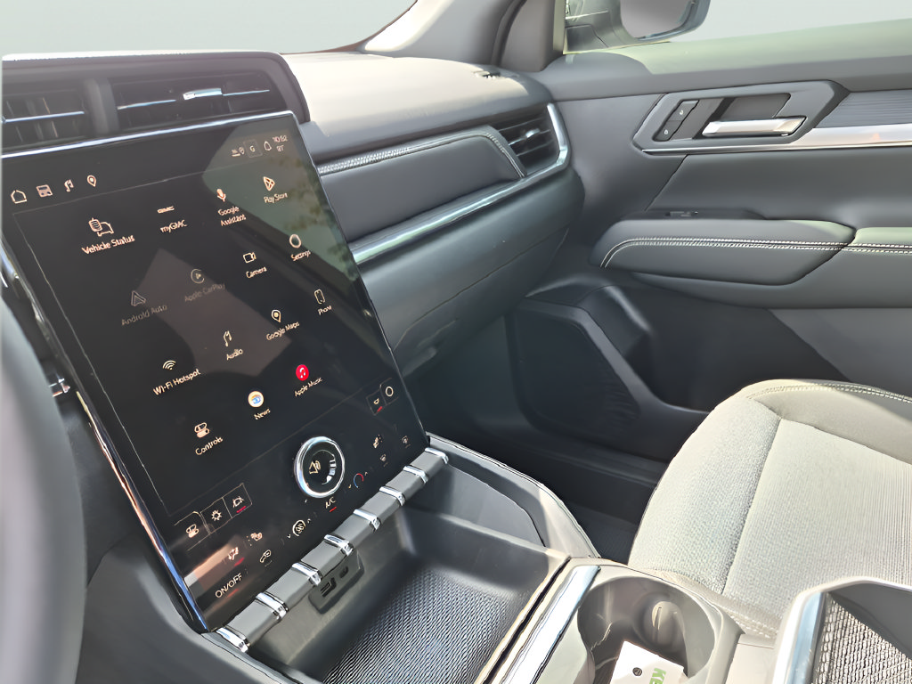 New 2027 GMC Terrain Elevation w/ LPO, Floor Liner Package FWD image 24