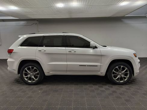 Used 2020 Jeep Grand Cherokee Summit AWD/4WD image 8