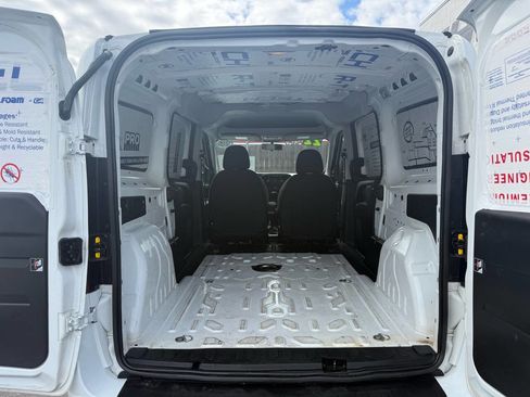 Used 2022 RAM ProMaster City Wagon image 12