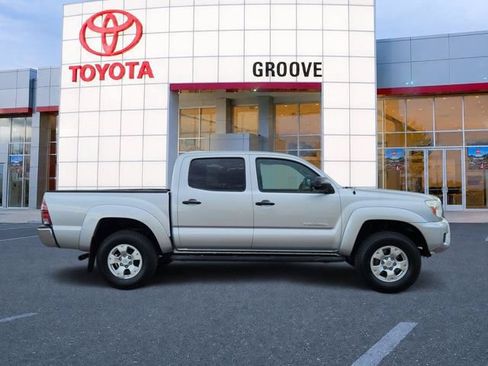 Used 2013 Toyota Tacoma 4x4 Double Cab w/ SR5 Pkg image 7
