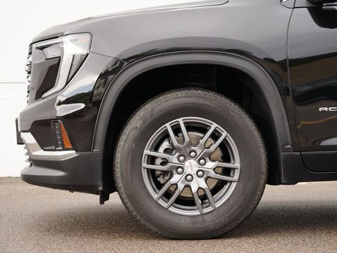 Used 2025 GMC Acadia Elevation image 11