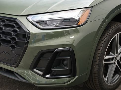 Used 2023 Audi Q5 e Premium Plus image 12