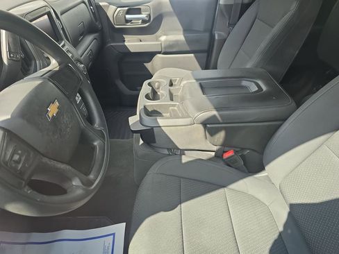 Used 2020 Chevrolet Silverado 1500 Custom w/ Custom Value Package image 13