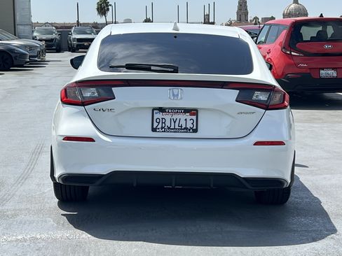 Used 2022 Honda Civic Sport image 6