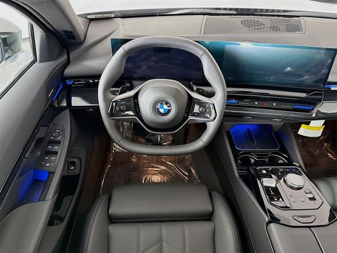 Used 2025 BMW 530i 530i image 24