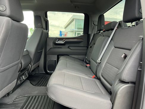 Used 2025 GMC Sierra 1500 Elevation AWD/4WD image 5