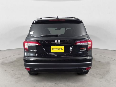 Certified 2022 Honda Pilot TrailSport image 4