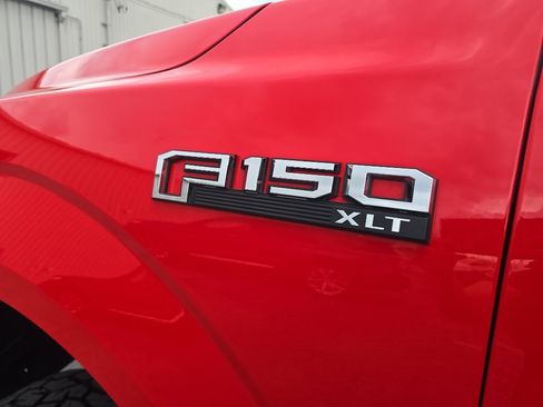 Used 2017 Ford F150 XLT AWD/4WD image 9