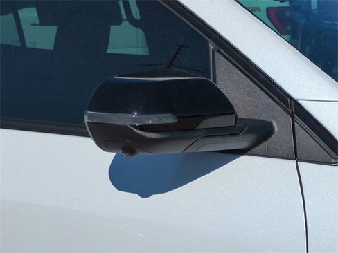 New 2026 Chevrolet Traverse RS image 12