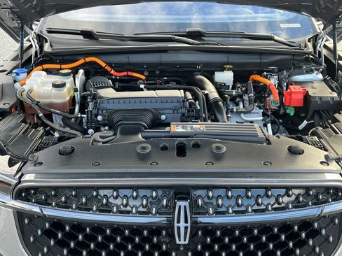 Used 2024 Lincoln Nautilus Reserve w/ Equipment Group 203A image 40