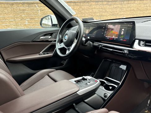 Certified 2023 BMW X1 xDrive28i w/ Convenience Package image 8