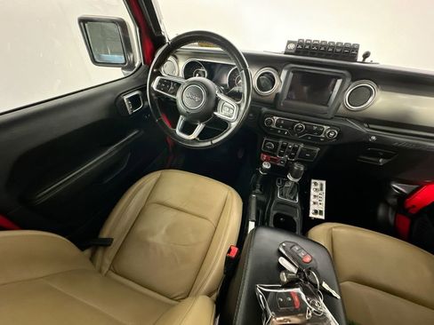 Used 2019 Jeep Wrangler Unlimited Rubicon AWD/4WD image 9