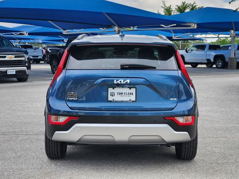 Used 2024 Kia Niro EX FWD image 31