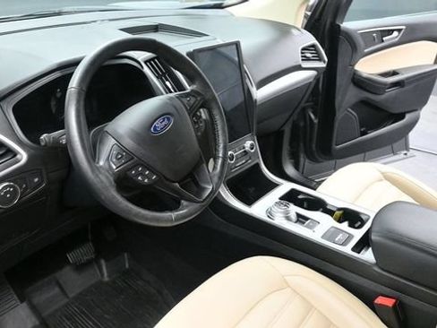 Used 2022 Ford Edge SEL AWD/4WD image 18