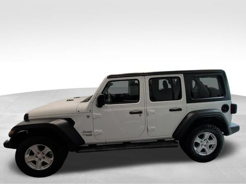 Used 2018 Jeep Wrangler Unlimited Sport S AWD/4WD image 2