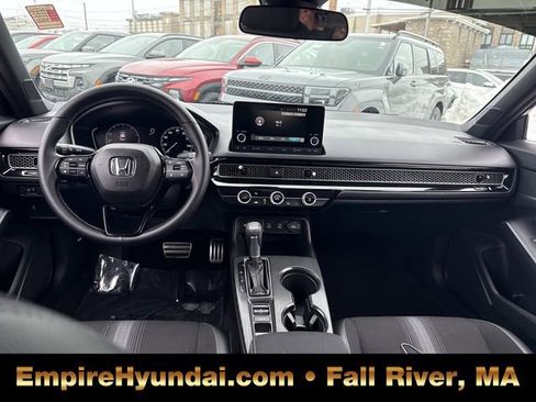 Used 2025 Honda Civic Sport image 14