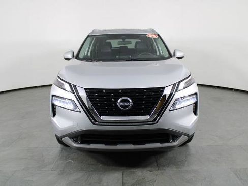 Certified 2023 Nissan Rogue SV w/ SV Premium B Package FWD image 14