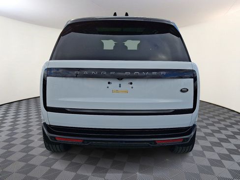 Used 2023 Land Rover Range Rover SE image 3