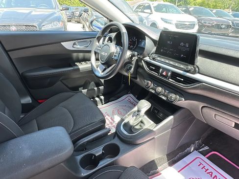 Used 2024 Kia Forte LXS FWD image 17