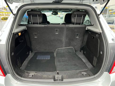 Used 2020 Chevrolet Trax LS AWD/4WD image 12