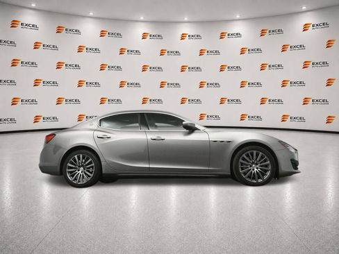 Used 2021 Maserati Ghibli S RWD image 46