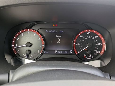 New 2025 Nissan Frontier PRO-4X w/ Pro Convenience Package AWD/4WD image 28