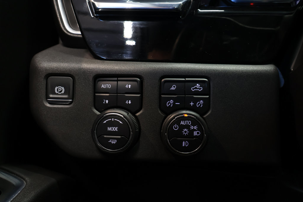 Used 2024 Chevrolet Silverado 1500 RST w/ Convenience Package II AWD/4WD image 30
