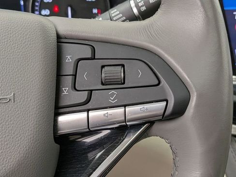 Used 2023 Cadillac XT6 Premium Luxury w/ Technology Package AWD/4WD image 12