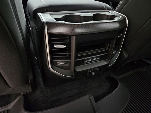 New 2026 RAM 1500 4x4 Crew Cab image 10