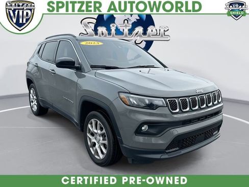 Used 2023 Jeep Compass Latitude w/ Sun and Sound Group AWD/4WD image 1