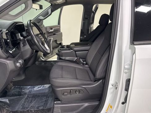 Used 2024 GMC Sierra 1500 Elevation image 11
