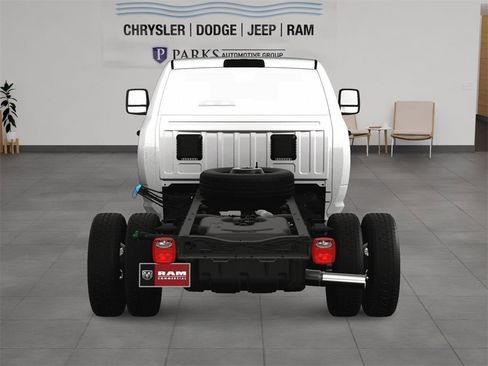 New 2024 RAM 3500 Tradesman w/ Chrome Appearance Group image 11