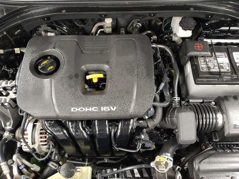 Used 2018 Hyundai Elantra Value Edition image 30