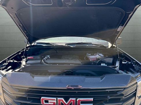 New 2025 GMC Sierra 1500 Elevation image 11