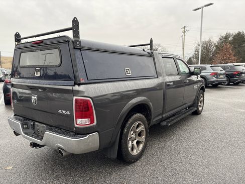 Used 2017 RAM 1500 Laramie w/ Convenience Group image 4