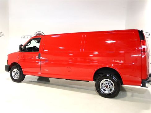 Used 2023 GMC Savana 3500 Extended w/ Driver Convenience Package RWD image 27