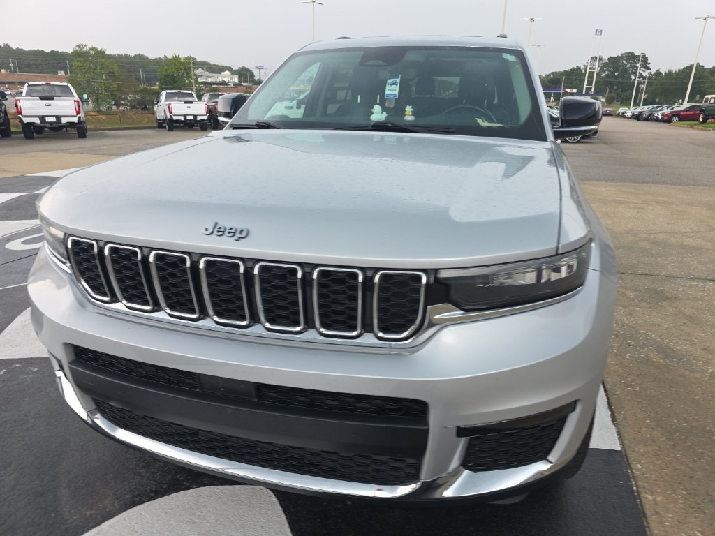 Used 2021 Jeep Grand Cherokee L Limited RWD image 4