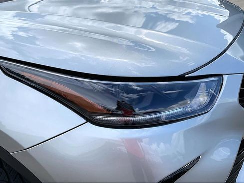 Used 2023 Toyota Highlander XSE FWD image 28