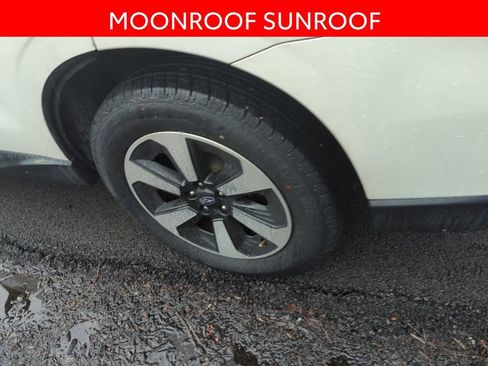 Used 2017 Subaru Forester 2.5i Limited image 5