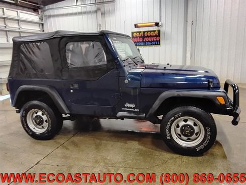 Used 2004 Jeep Wrangler SE image 5