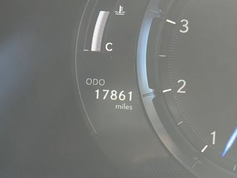 Used 2023 Lexus ES 350 F Sport w/ Accessory Package (Z2) FWD image 5
