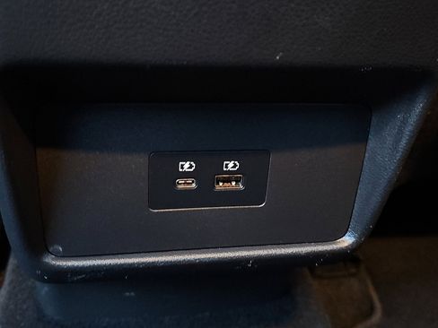 Certified 2021 Nissan Rogue SV image 11